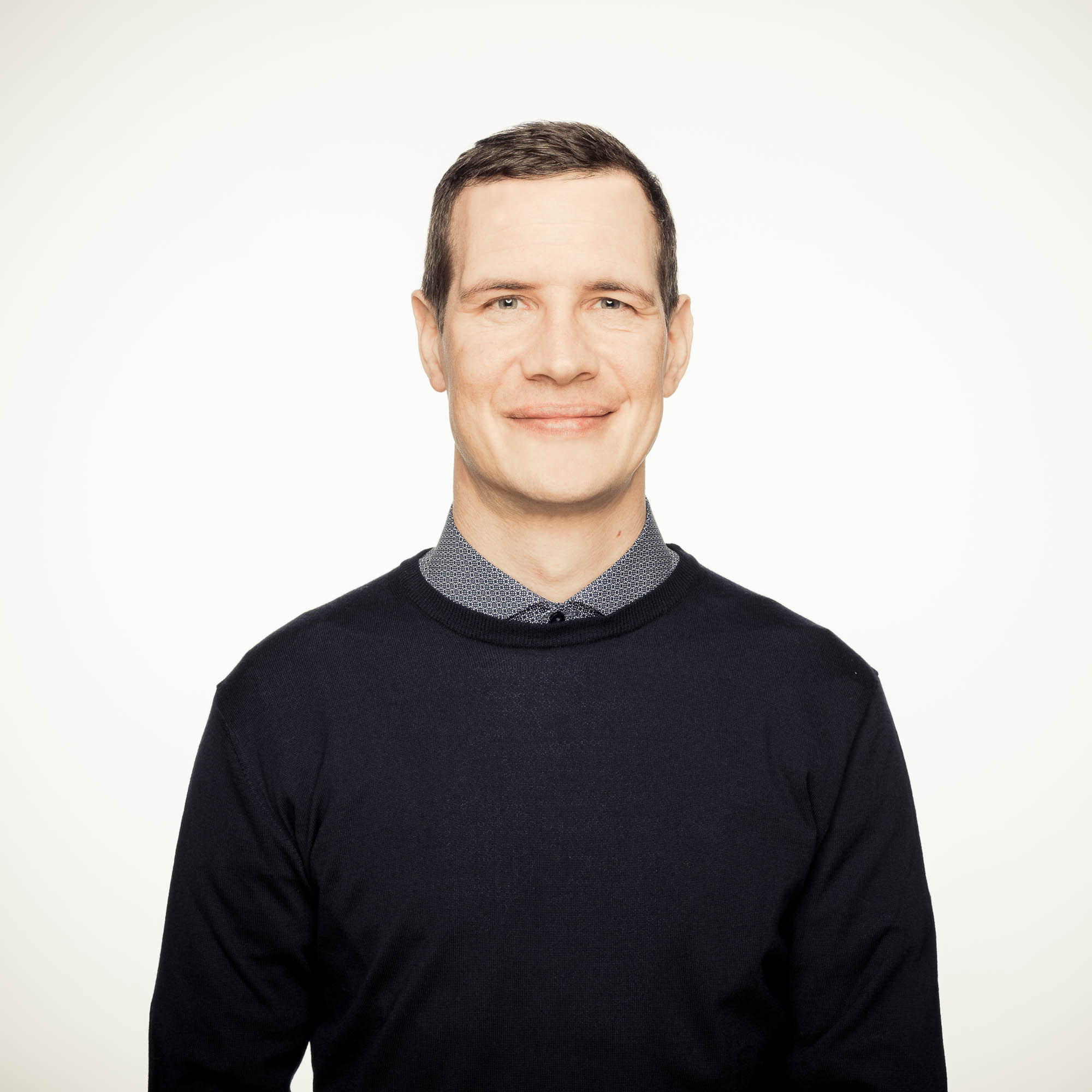 Export x3 Headshoots Adrian05620 Bearbeitet 2 Capture